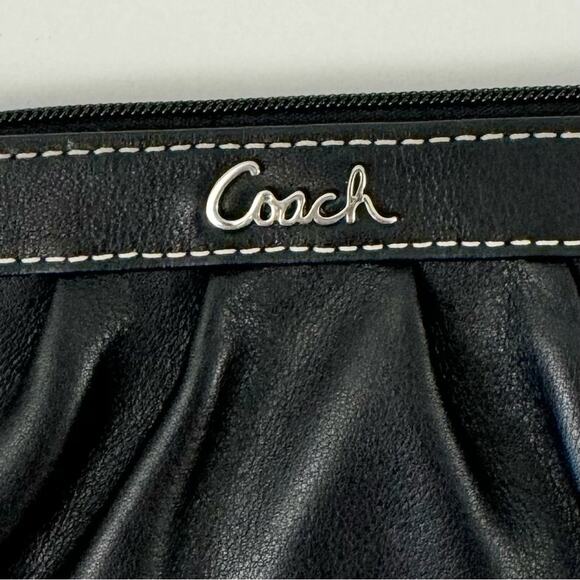Coach Pleated Black Leather Wristlet Wallet Mini Bag Soft Genuine Leather - Picture 8 of 11